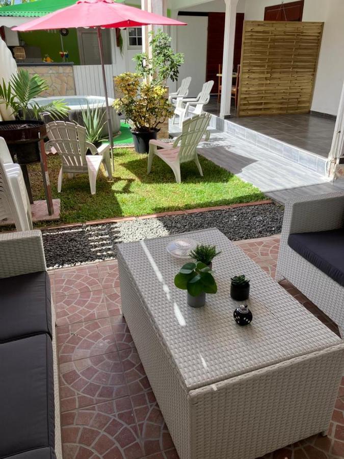 Tilys Lodge กาเปสแตร์-แบล-โล ภายนอก รูปภาพ